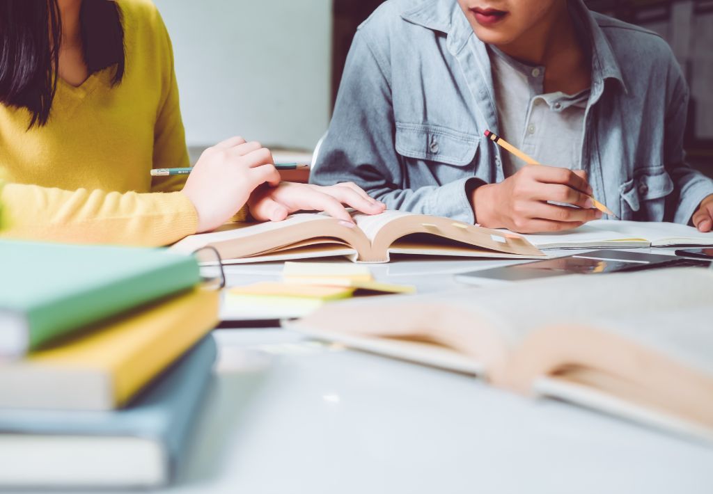 Educa Vox: Transforme seu Futuro com Cursos Superiores 100% Online